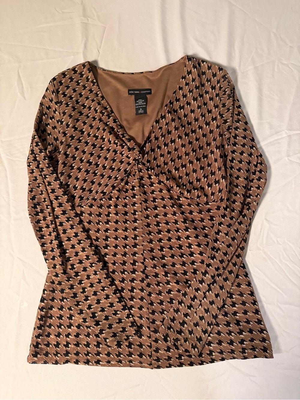 New York & Company Womens S Brown Black Houndstooth Twist Front Long Sleeve Top